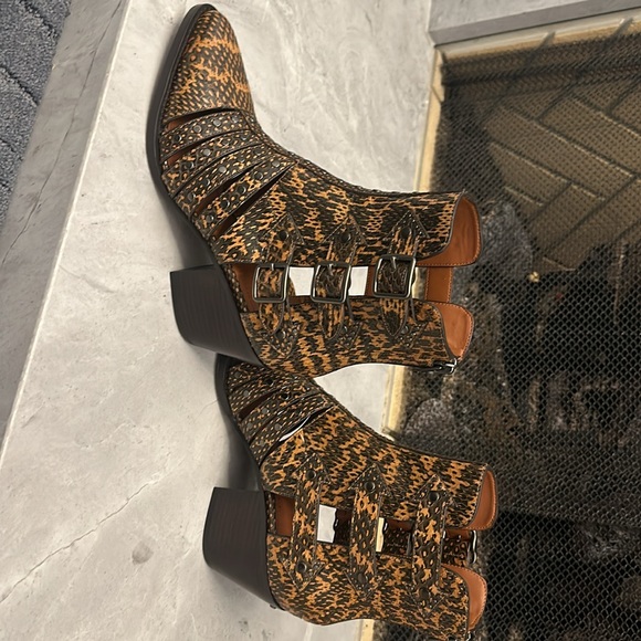 Coach leather leopard print boots - Picture 8 of 10